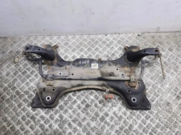 Cadre avant Hyundai i30 2013 OEM 62401A2600 image 2