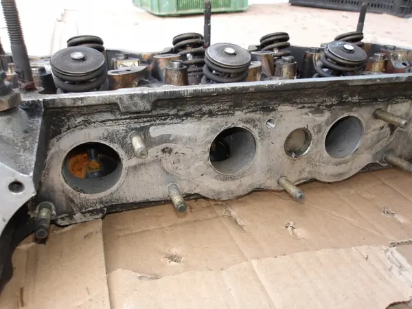 Culata usada OEM 1020163501 para Mercedes image 5