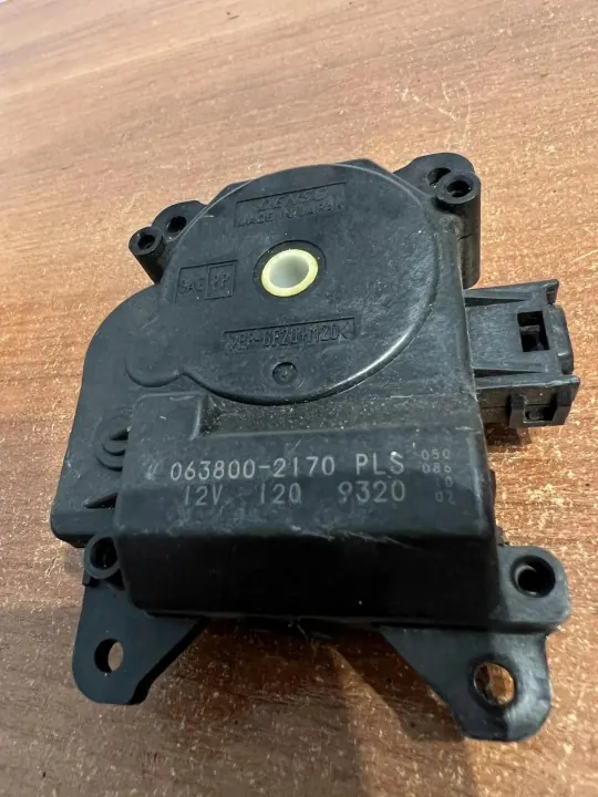 Toyota D2131 fläktmotor för RAV 4 III Diesel 2012 image 4