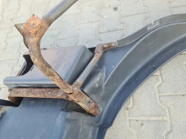 Rechter treeframe OEM FM 9 12 13 - Volvo vrachtwagen image 9