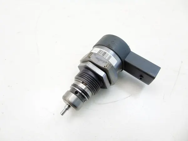 Soupape pression carburant OEM 0281002949 Toyota image 2