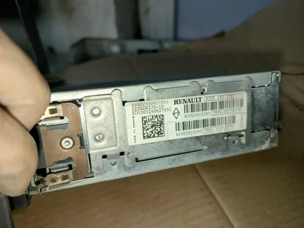 Radio CD Renault Laguna II OEM 8200292329 image 3