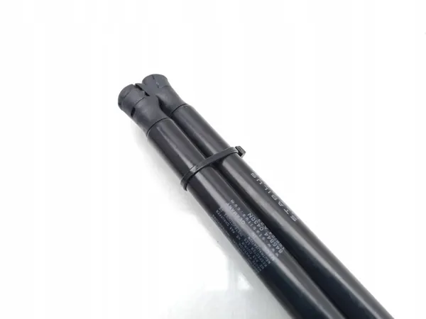 Suzuki Vitara takaluukun vaimennin OEM 8458440430N image 6