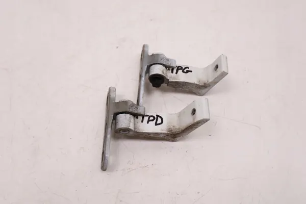 Volvo XC90 II Ovensaranet Oikea Taka OEM 1206091760 image 2