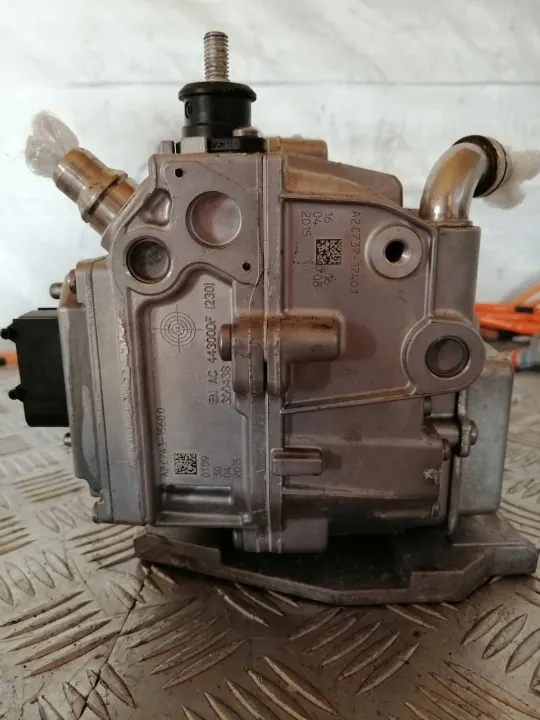 Pieza OEM A2059000417 A2059060902 Mercedes W205 2.2 image 4
