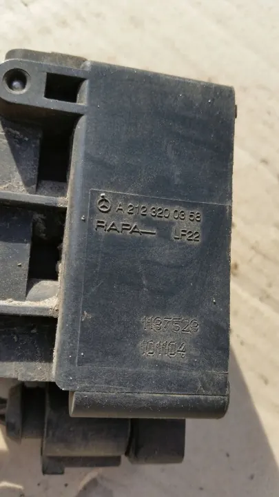 Mercedes Verdeelklep OEM A2123200358 - Gebruikt image 7