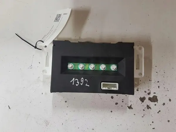 Nissan OE radiodisplay OEM 28090 för Almera N16 image 3
