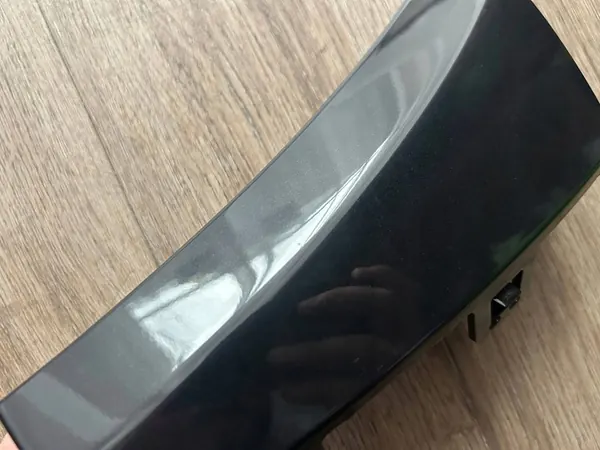 MERCEDES C-KLASS W205 AMG FRAMSTÖTTSKÅPA HÖGER OE image 5