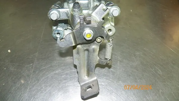 Hinterer rechter Bremssattel Nissan Almera II 44001-BM50A image 3