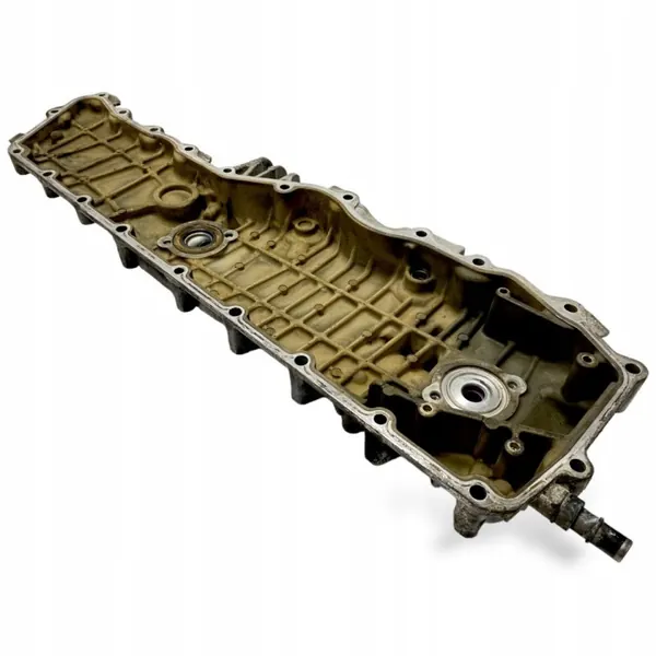 OEM 21905815 Couvercle refroidisseur huile moteur Renault Trucks image 3