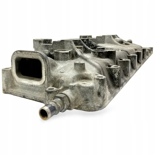 OEM 21905815 Couvercle refroidisseur huile moteur Renault Trucks image 6