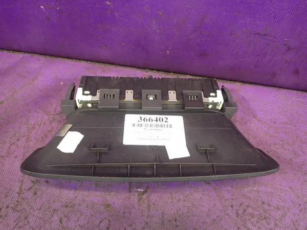 Peugeot Radio-Display OEM Zawada-366402- Gebraucht image 3