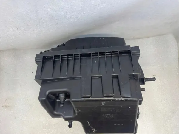 Luftfiltergehäuse OEM 165008632R für Renault Master image 4