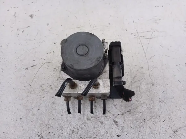 Opel Corsa D ABS-jarrupumppu OEM 13236013 0265950402 image 4