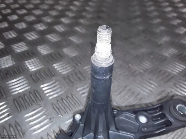 Motor limpiaparabrisas Opel Insignia OEM 13269910 - Usado image 5