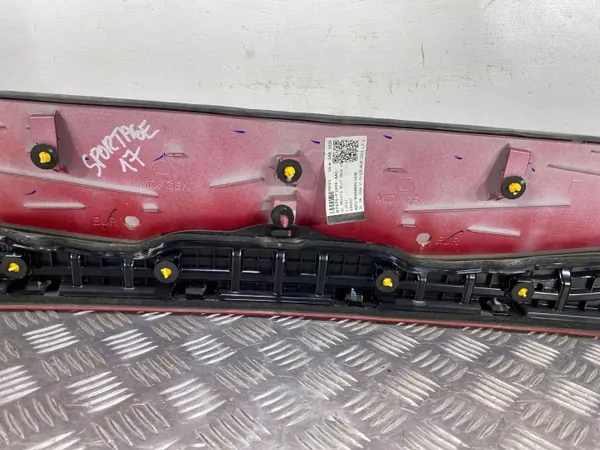 Kia Sportage tavaratilan verhoilu OEM 87370F1000 - Käytetty image 8