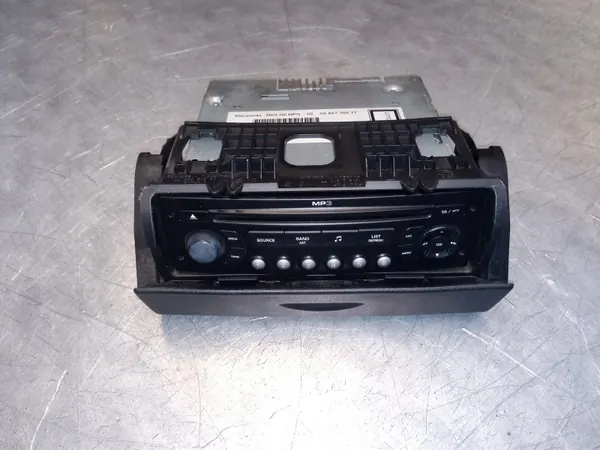 OEM 9664770277 Radio Citroen C8:lle - Multimedia-soitin image 2