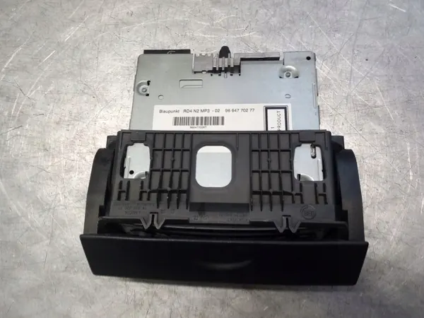 OEM 9664770277 Radio Citroen C8:lle - Multimedia-soitin image 3