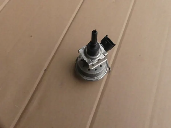 Audi AdBlue-injector OEM 4H0131113A - Gebruikt image 2