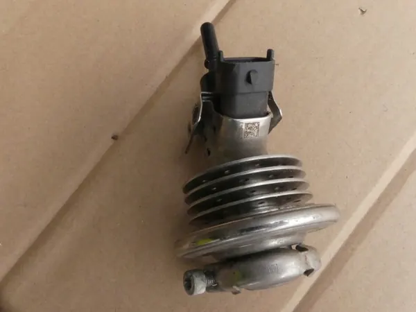 Audi AdBlue-injector OEM 4H0131113A - Gebruikt image 4