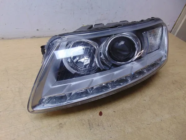 Linker Frontscheinwerfer Audi A6 C6 Lift Xenon LED image 4