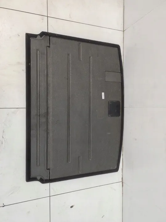 Alfombrilla de maletero OEM 5G6858855 para VW Golf VII 2020 image 4