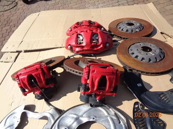 Conjunto discos e pinças Audi A4 B9 OEM 8W0615105ET image 4