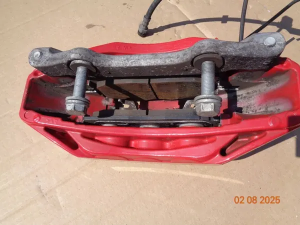 Conjunto discos e pinças Audi A4 B9 OEM 8W0615105ET image 8