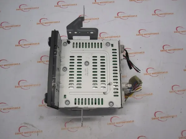 Rádio CD Nissan Juke OEM 281851KA2A - Usado image 4