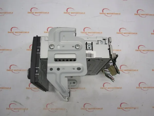 Rádio CD Nissan Juke OEM 281851KA2A - Usado image 5
