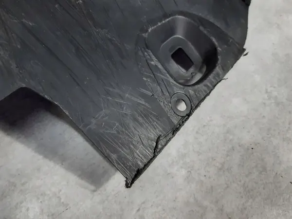 MERCEDES B-KLASA W169 W245 Cubierta Parachoques Delantera A1698850336 image 8