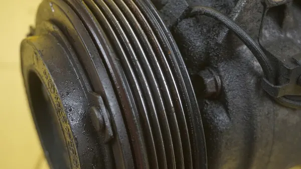 XC90 V70 S80 XC70 2.4 D5 Ilmastointikompressori 30761388 image 5