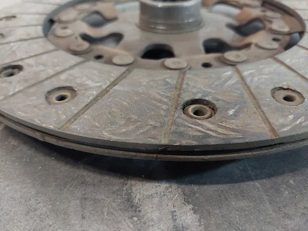 Conjunto de embreagem BMW 3 E46 320d OEM 21217523619 image 4