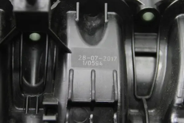 Colector de Admisión VW OEM 04E129711L Golf VII 1.4L image 4