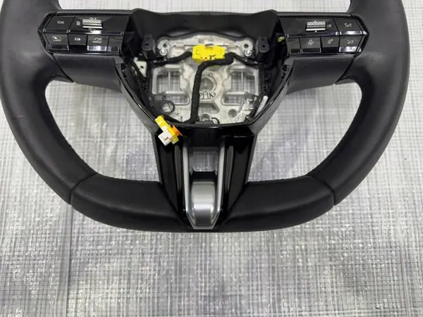 Volante Alfa Romeo Junior - Pieza OEM Usada image 3