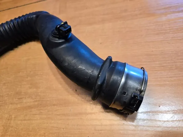 BMW E60 E61 2.0 D Intercooler Luftschlauch image 6