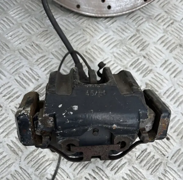 Juego de Pinzas y Discos OEM DO BMW M5 E60 E61 image 6