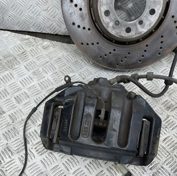 Juego de Pinzas y Discos OEM DO BMW M5 E60 E61 image 9