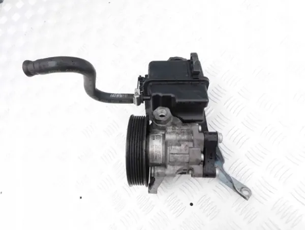 Pompe de direction assistée Mercedes Sprinter 906 A0064661701 image 2