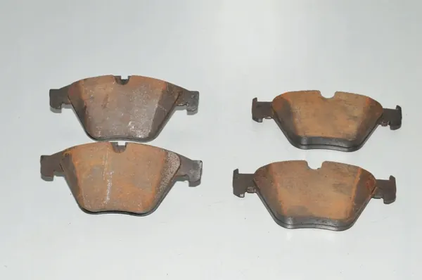 OEM 6850885 Etujarrupalat BMW 5 Touring F11:lle image 3