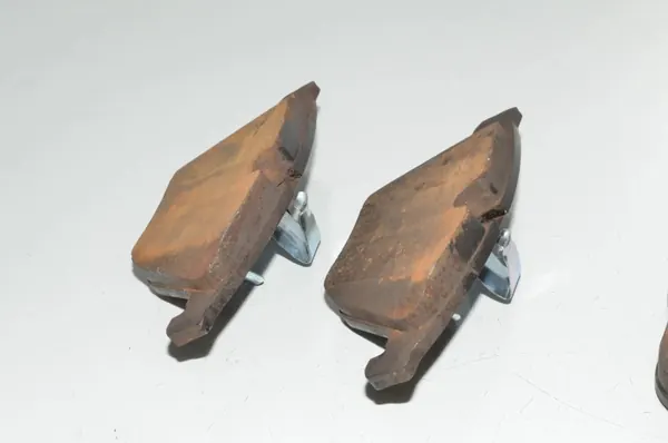 OEM 6850885 Etujarrupalat BMW 5 Touring F11:lle image 5