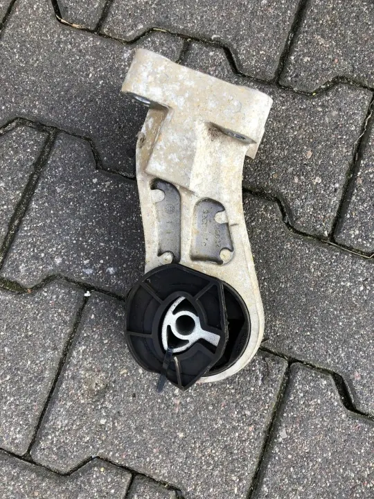 Versnellingsbaksteun Renault Master III OEM MTR7022 image 2
