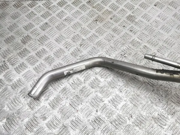 Trappe à carburant Maserati Ghibli 2014 OEM 06700041750 image 10