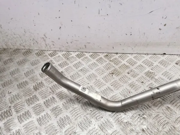 Trappe à carburant Maserati Ghibli 2014 OEM 06700041750 image 3