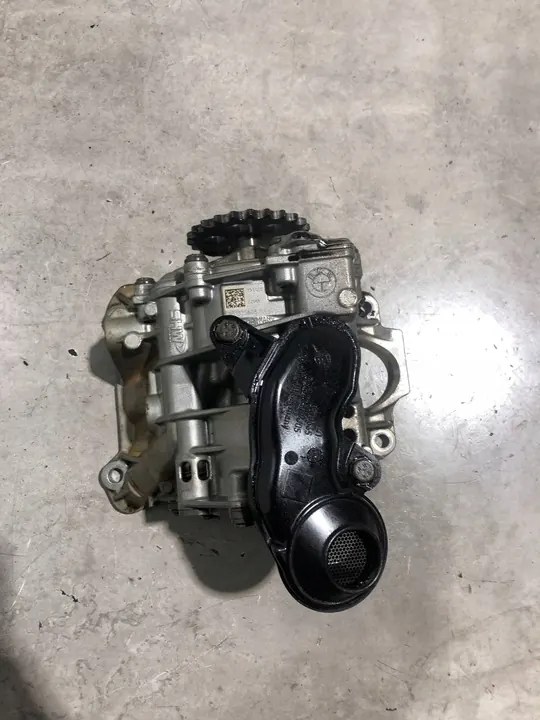BMW OE Olje pump image 3