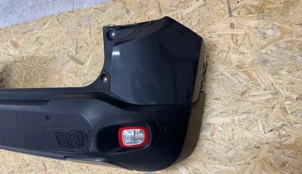 Jeep Renegade 2023 – Paraurti Posteriore (OEM: 735598903) image 3