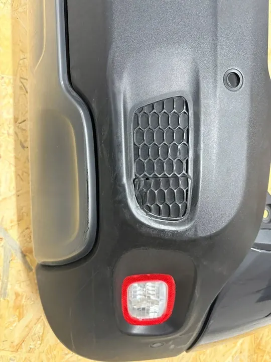 Jeep Renegade 2023 – Paraurti Posteriore (OEM: 735598903) image 4