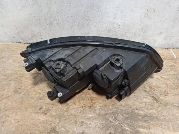 VW TOURAN 5T1 10/15 LIFT - vasen ajovalaisin image 3