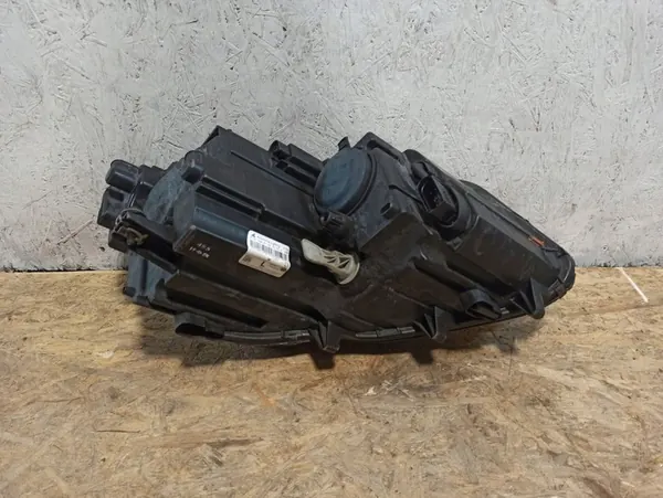 VW TOURAN 5T1 10/15 LIFT - vasen ajovalaisin image 4