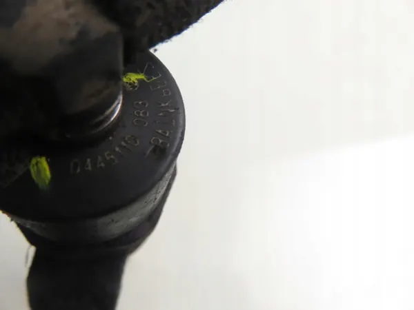 Bosch 0 445 110 083 Injektor image 2